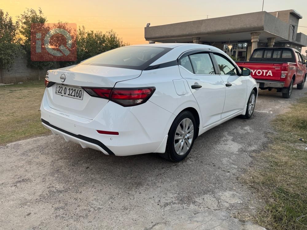 نيسان سنترا